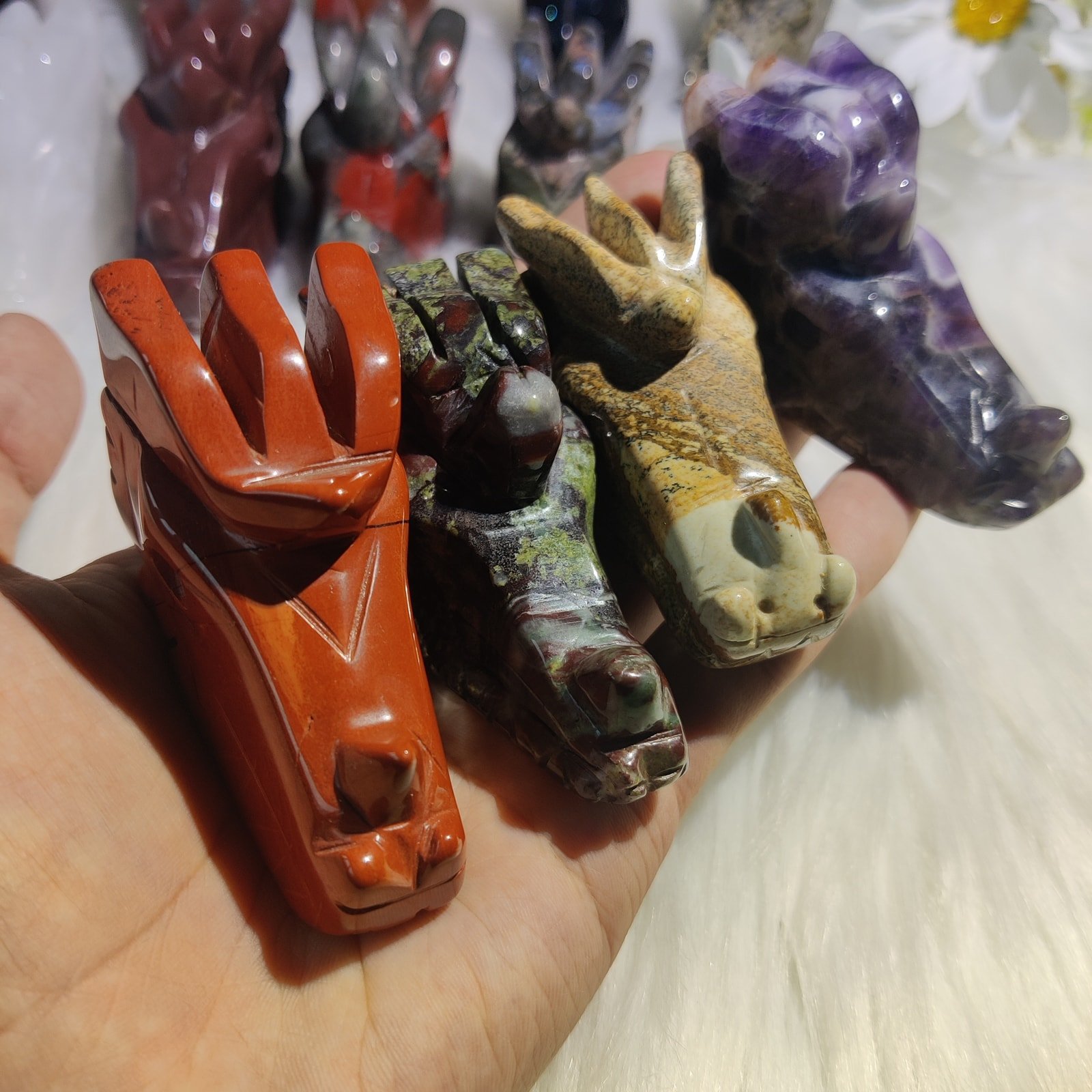 Product sample P0011: Dragon Head Carvings, photo 3; material pending verification