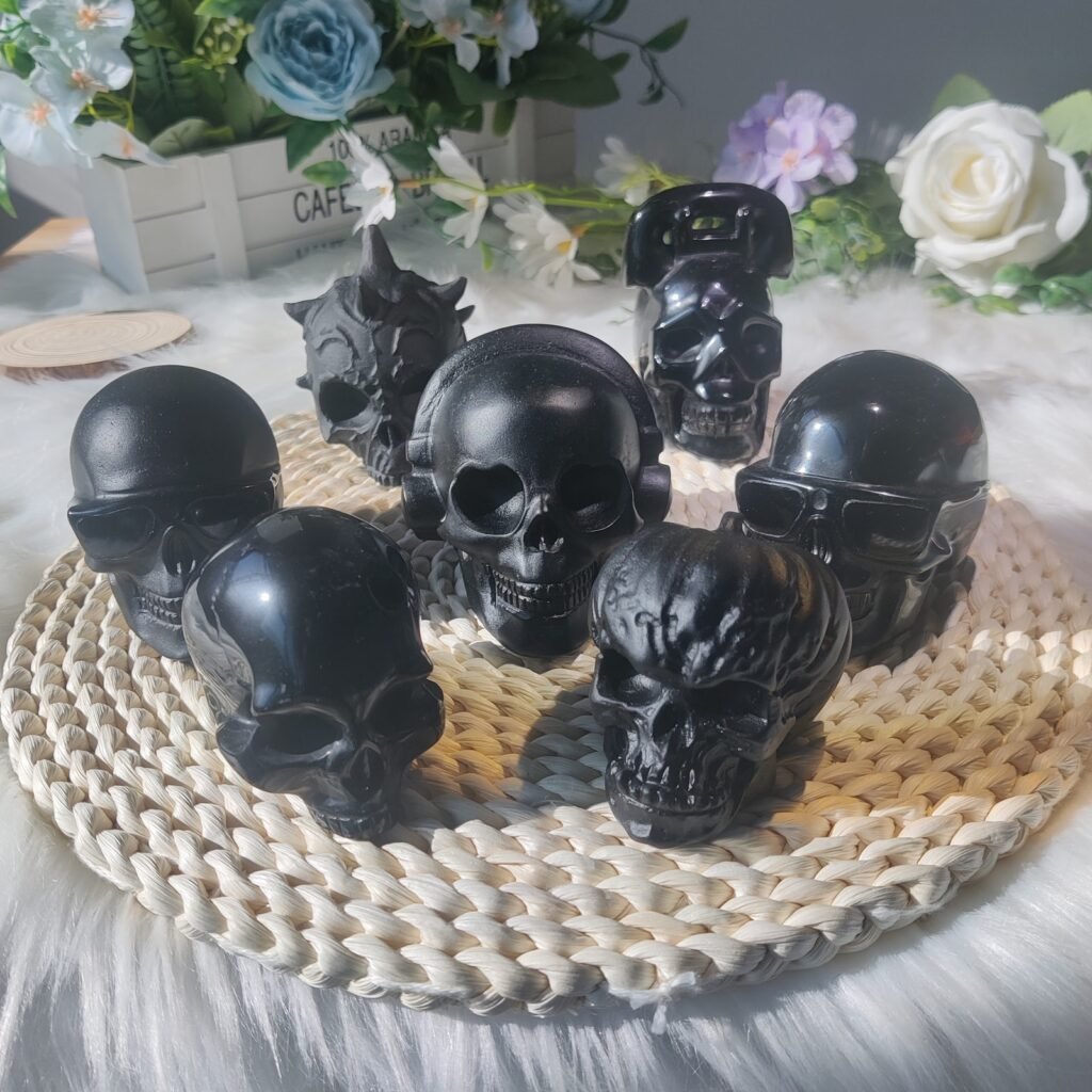 Obsidian Skulls — product photo 1