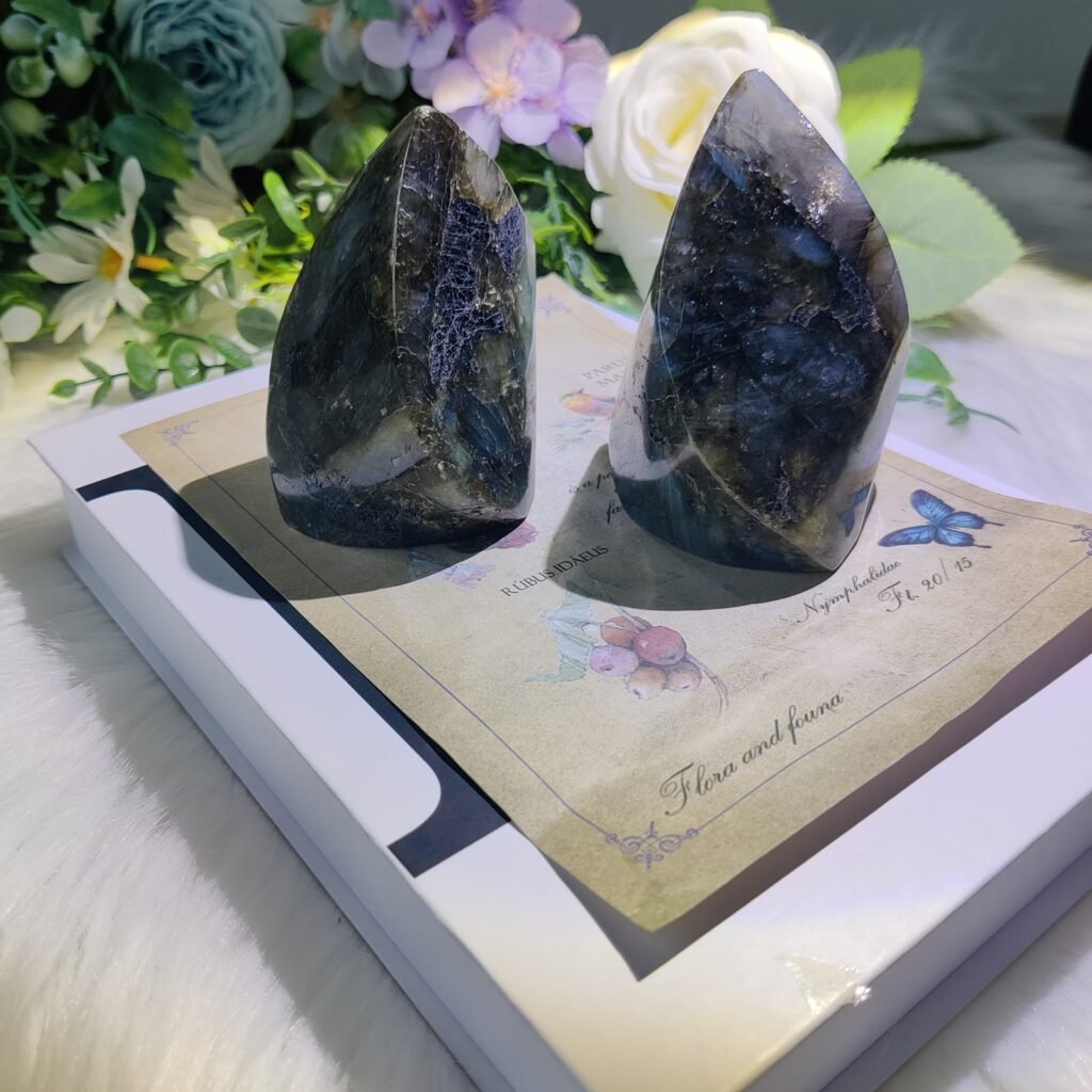 Labradorite Flames — product photo 1