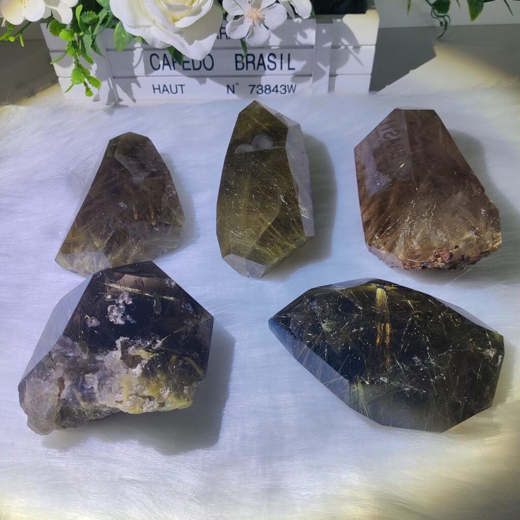 Product sample P0168: Freeforms, photo 1; material pending verification