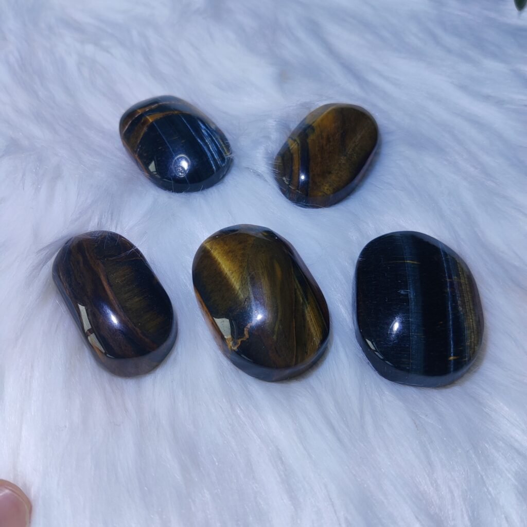 Tiger Eye Palm Stones — product photo 1